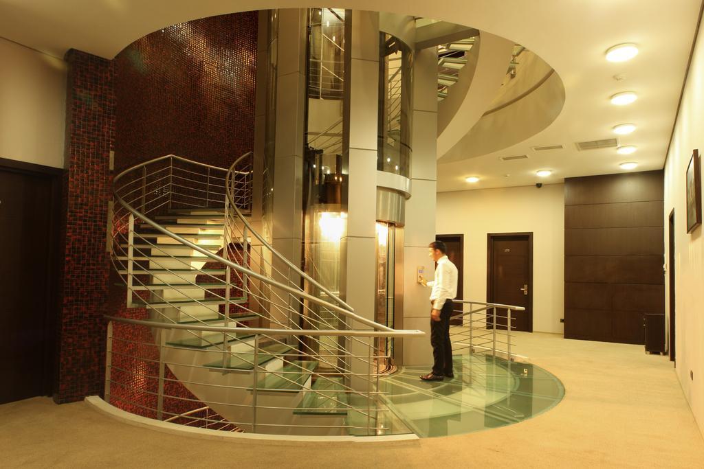 Royal Park Hotel باكو المظهر الخارجي الصورة